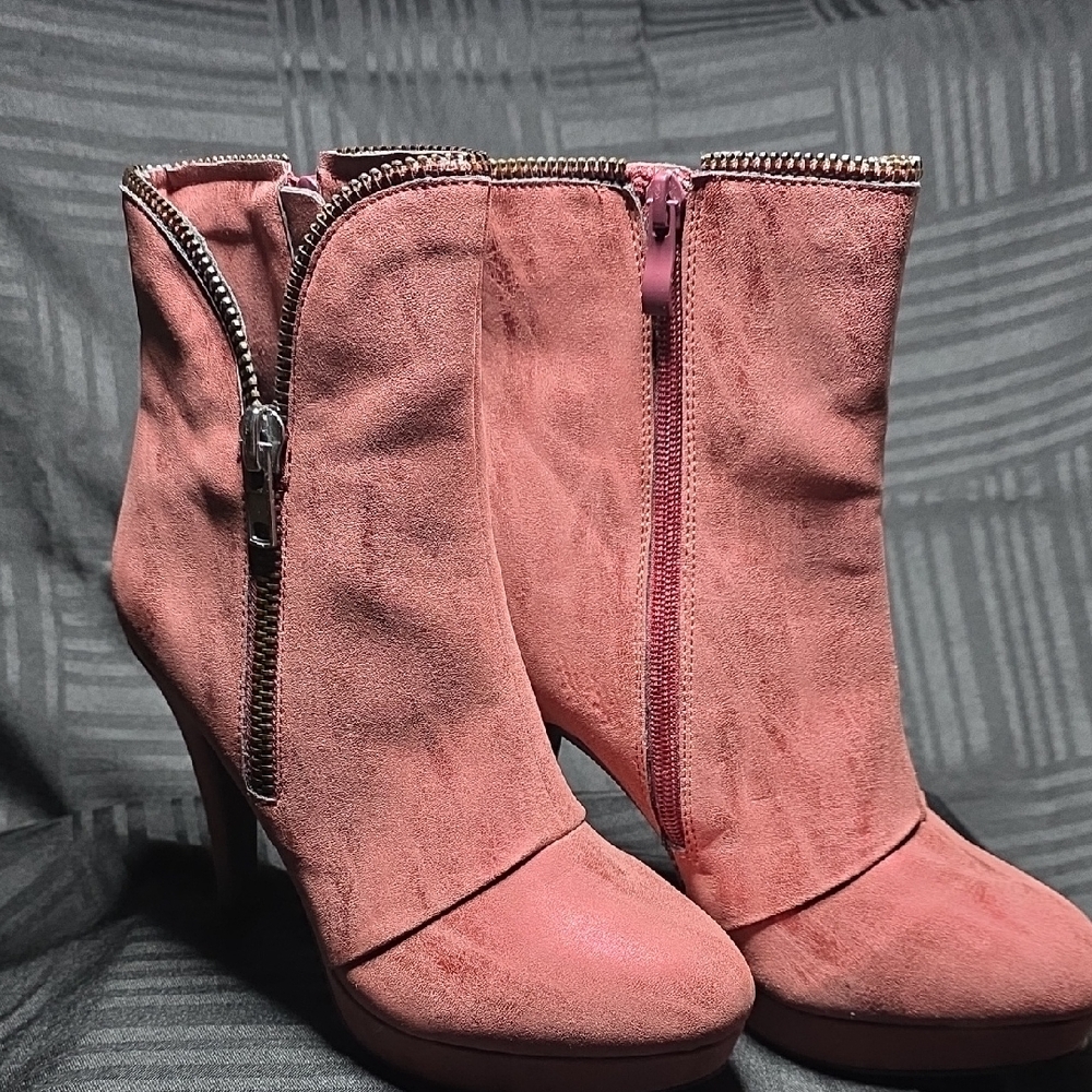 2 Lips Too Pink Heeled Boots